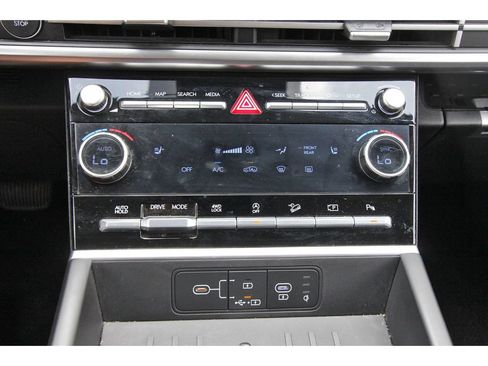 Used 2025 Hyundai Santa Fe XRT AWD/4WD image 30