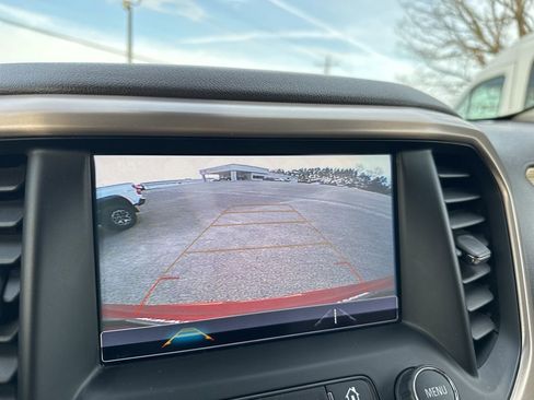 Used 2019 GMC Acadia Denali image 24