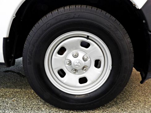Used 2015 RAM 1500 Tradesman RWD image 19