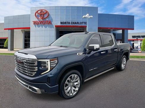 Used 2022 GMC Sierra 1500 Denali w/ Denali Reserve Package image 4