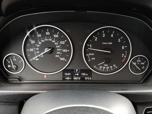 Used 2018 BMW 320i xDrive Sedan image 26