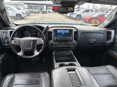 Used 2017 GMC Sierra 2500 Denali w/ Suspension Package, Off-Road image 9