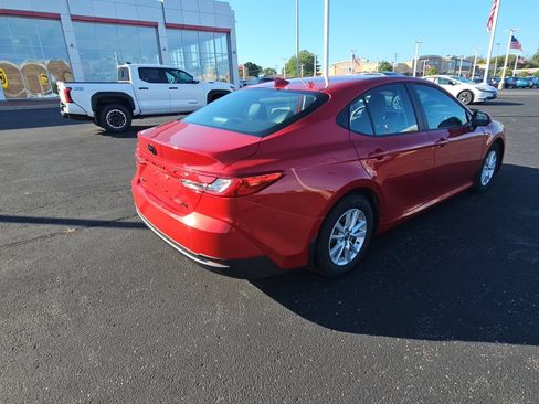 Used 2025 Toyota Camry LE FWD image 3