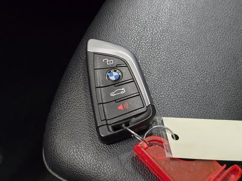 Used 2021 BMW X3 xDrive30i w/ Premium Package image 34