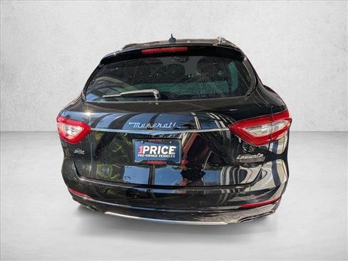 Used 2018 Maserati Levante S GranLusso image 7