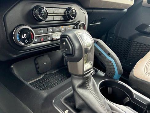 Used 2024 Ford Bronco Wildtrak AWD/4WD image 32