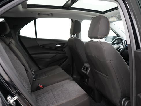 Used 2024 Chevrolet Equinox LT AWD/4WD image 14