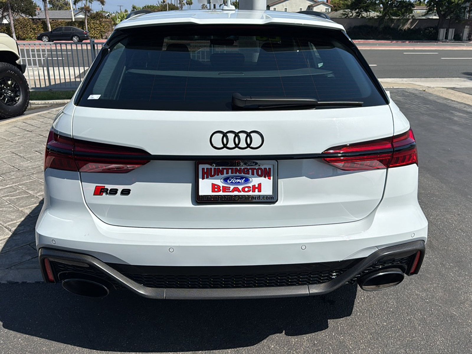 Used 2025 Audi RS 6 performance AWD/4WD image 9