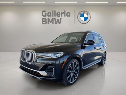 Used 2021 BMW X7 xDrive40i w/ Premium Package 2