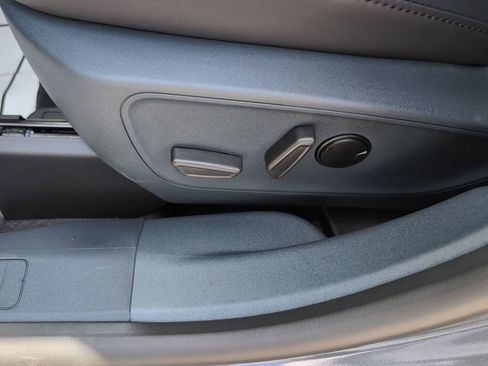 New 2026 Ford Maverick Lariat w/ Black Appearance Package AWD/4WD image 9