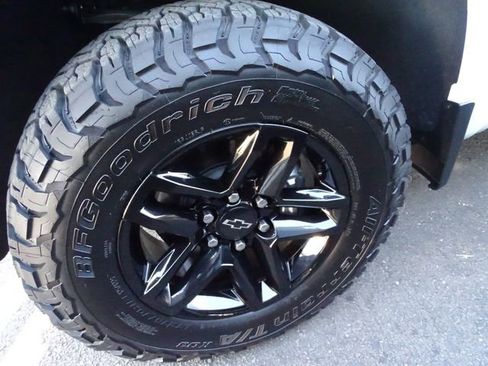 Used 2021 Chevrolet Silverado 1500 Custom Trail Boss w/ Safety Confidence Package image 5