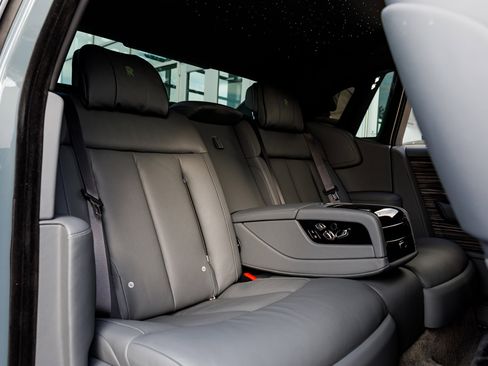 Certified 2023 Rolls-Royce Phantom Sedan w/ The Phantom Package image 41