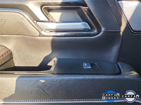 Used 2024 GMC Sierra 2500 AT4X image 27