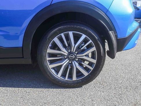 Used 2023 Nissan Kicks SV FWD image 10