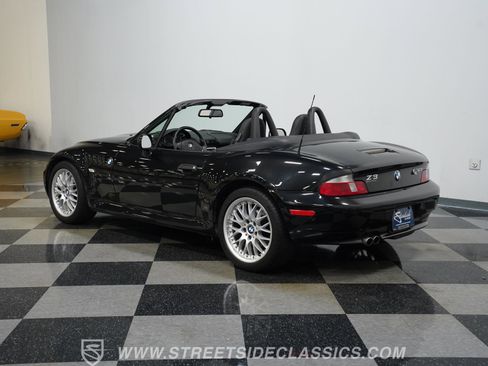 Used 2002 BMW Z3 3.0i image 10