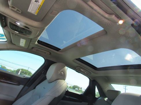 Used 2018 Cadillac CT6 Premium Luxury w/ Super Cruise Package image 19