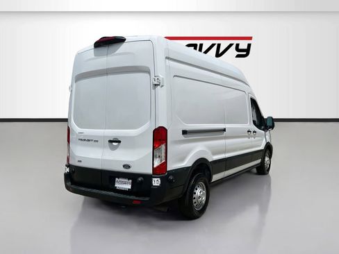 Used 2024 Ford Transit 250 148 High Roof AWD image 7