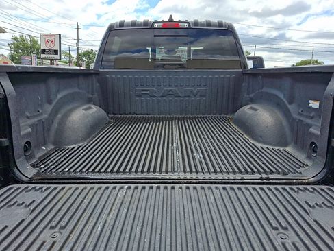 Used 2019 RAM 1500 Big Horn AWD/4WD image 17