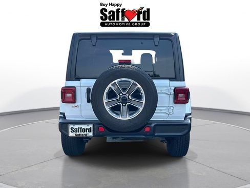 Used 2022 Jeep Wrangler Unlimited Sahara w/ Cold Weather Group AWD/4WD image 6