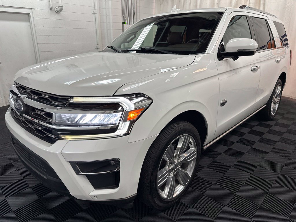 Used 2023 Ford Expedition King Ranch AWD/4WD image 4