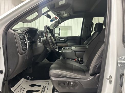 Used 2020 Chevrolet Silverado 2500 LT w/ Convenience Package image 13