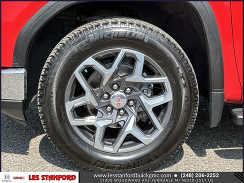 Used 2023 GMC Sierra 1500 SLE w/ X31 Off-Road Package image 10