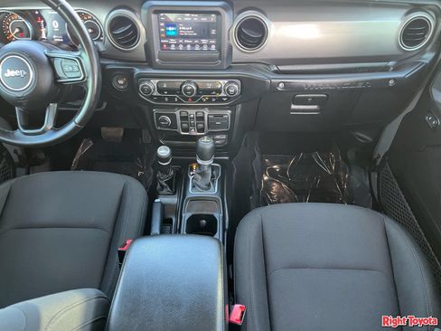 Used 2020 Jeep Wrangler Unlimited Sport AWD/4WD image 17