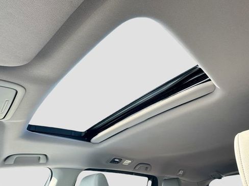 Certified 2024 Honda Odyssey EX-L image 21
