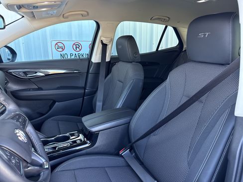 Used 2023 Buick Envision Preferred w/ Sport Touring Package image 10