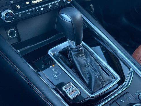 Used 2025 MAZDA CX-5 Carbon Edition image 34