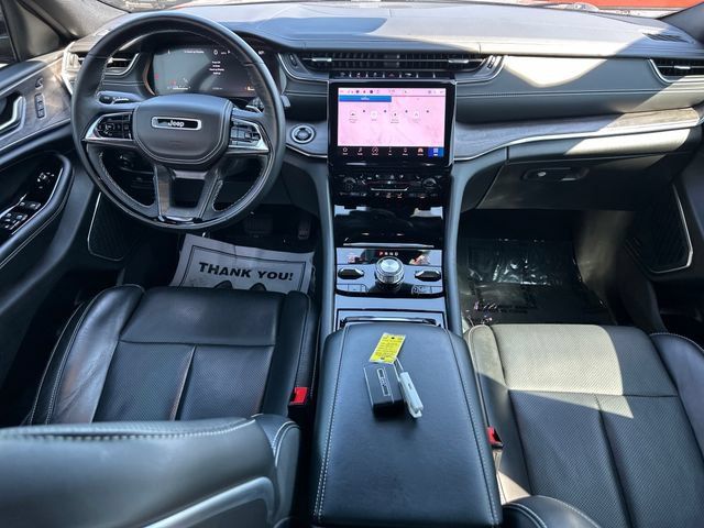 Used 2023 Jeep Grand Cherokee L Overland w/ Advanced Protech Group III AWD/4WD image 19