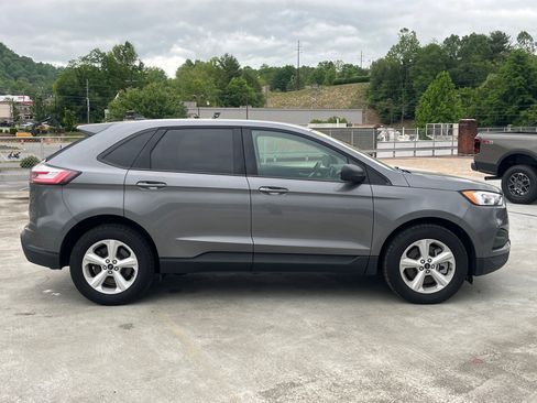 Used 2024 Ford Edge SE AWD/4WD image 2