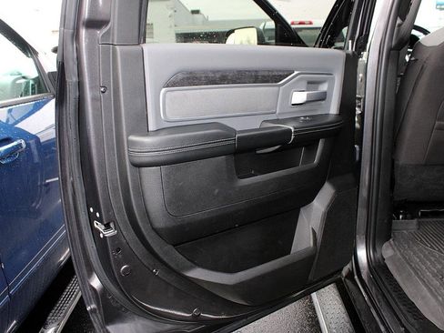 Used 2022 RAM 3500 Big Horn w/ Level C Equiment Group image 28