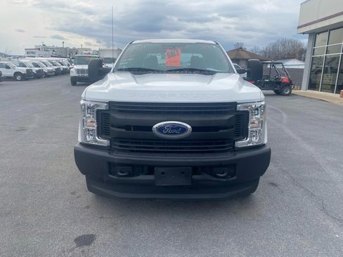 Used 2019 Ford F250 XL image 2