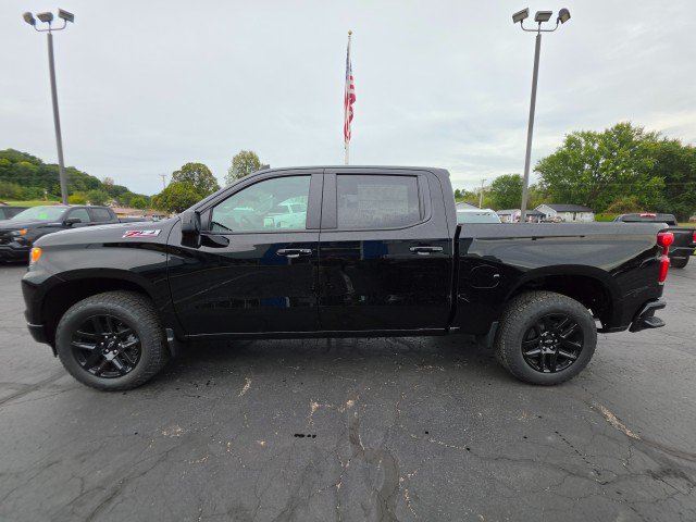 New 2026 Chevrolet Silverado 1500 RST w/ Z71 Off-Road Package AWD/4WD image 2