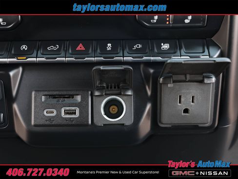 Used 2020 Chevrolet Silverado 1500 LTZ w/ Safety Package AWD/4WD image 22
