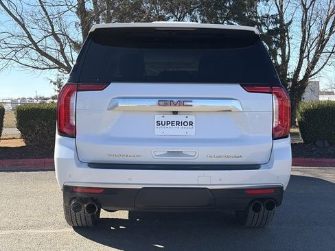 Used 2023 GMC Yukon XL Denali image 5
