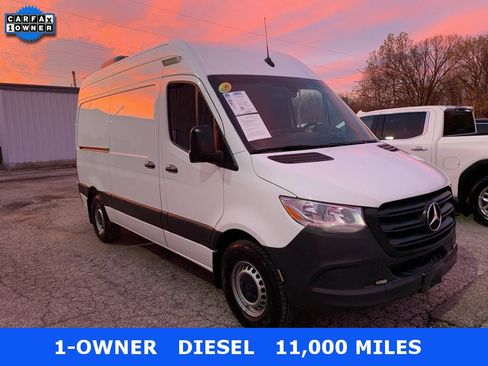 Used 2023 Mercedes-Benz Sprinter 2500 image 1