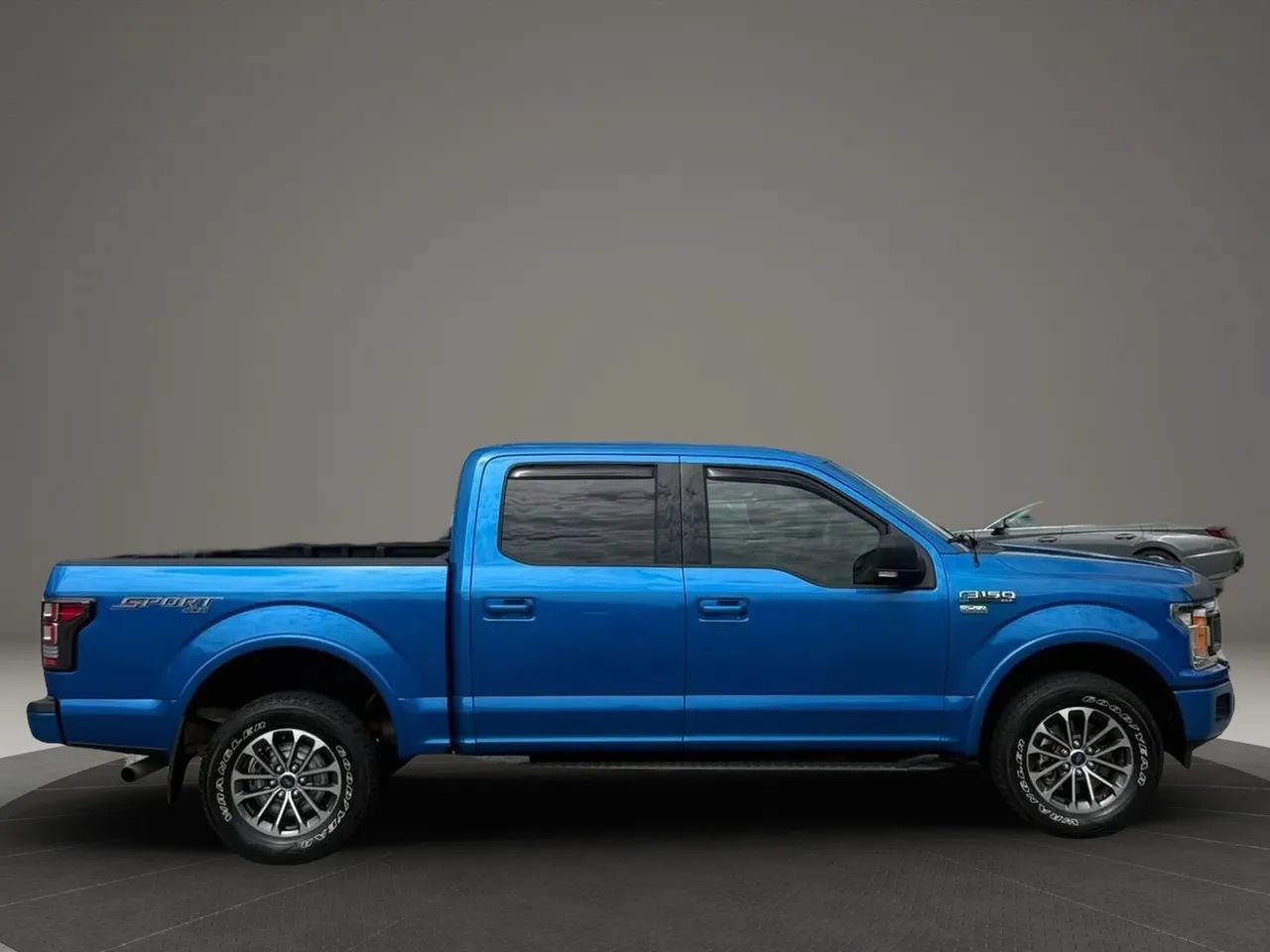 Used 2019 Ford F150 XLT w/ Equipment Group 302A Luxury AWD/4WD image 7