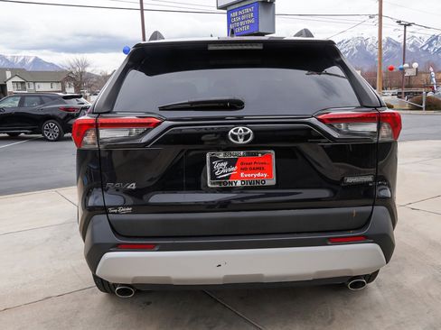 Used 2022 Toyota RAV4 Adventure image 7