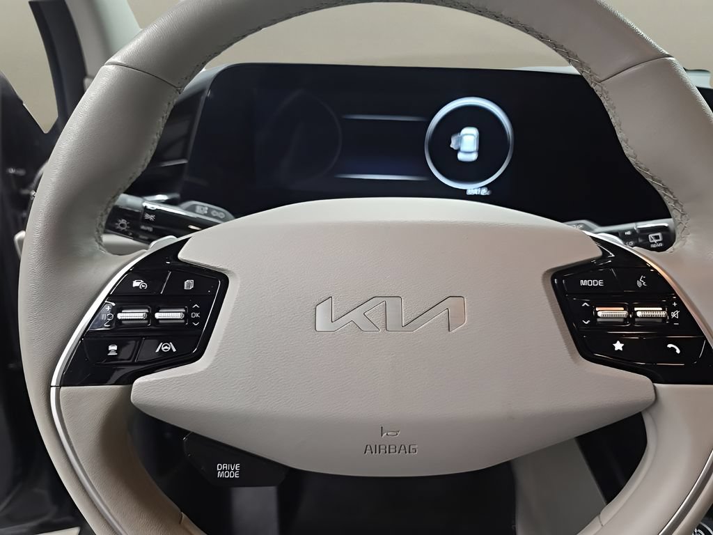 Used 2023 Kia Niro Wind w/ Wind Preserve Package FWD image 30