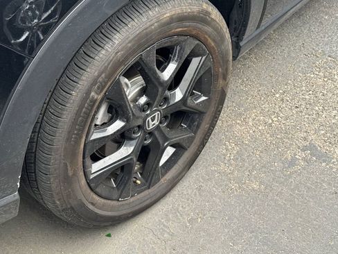 Used 2025 Honda HR-V Sport image 4