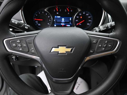 Used 2023 Chevrolet Equinox LT image 5