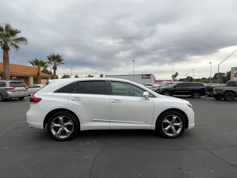 Used 2013 Toyota Venza Limited w/ Tow Prep Pkg FWD image 6