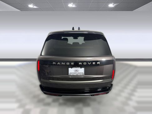 Used 2024 Land Rover Range Rover SE AWD/4WD image 10