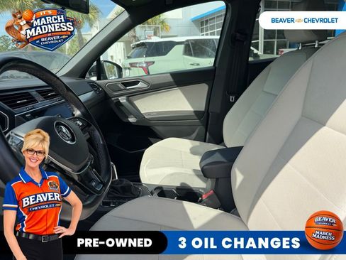 Used 2019 Volkswagen Tiguan SEL Premium R-Line image 8
