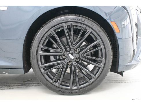 New 2025 Cadillac CT5 Premium Luxury w/ LPO, ONYX Package image 8