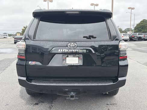 Used 2021 Toyota 4Runner SR5 image 6