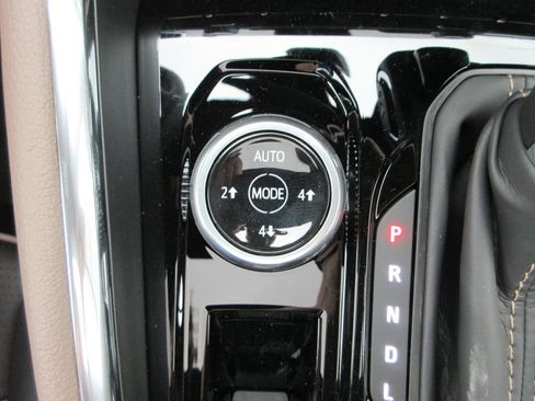 New 2026 GMC Canyon Denali AWD/4WD image 19