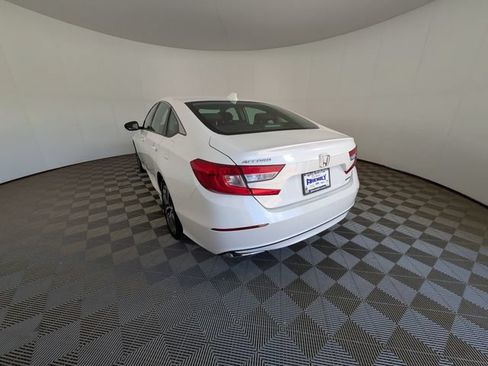 Used 2019 Honda Accord Hybrid image 10